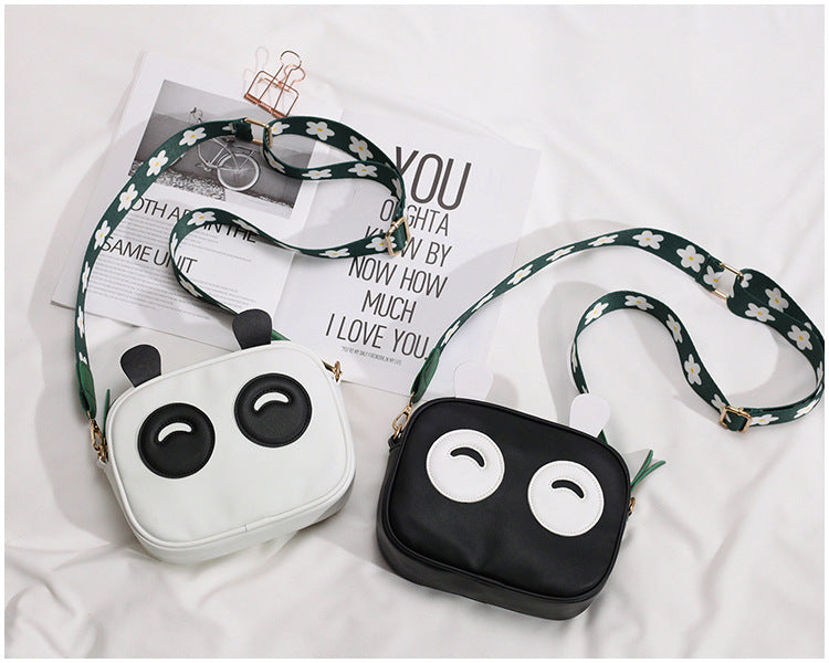 Panda shoulder bag
