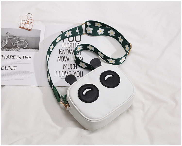 Panda shoulder bag