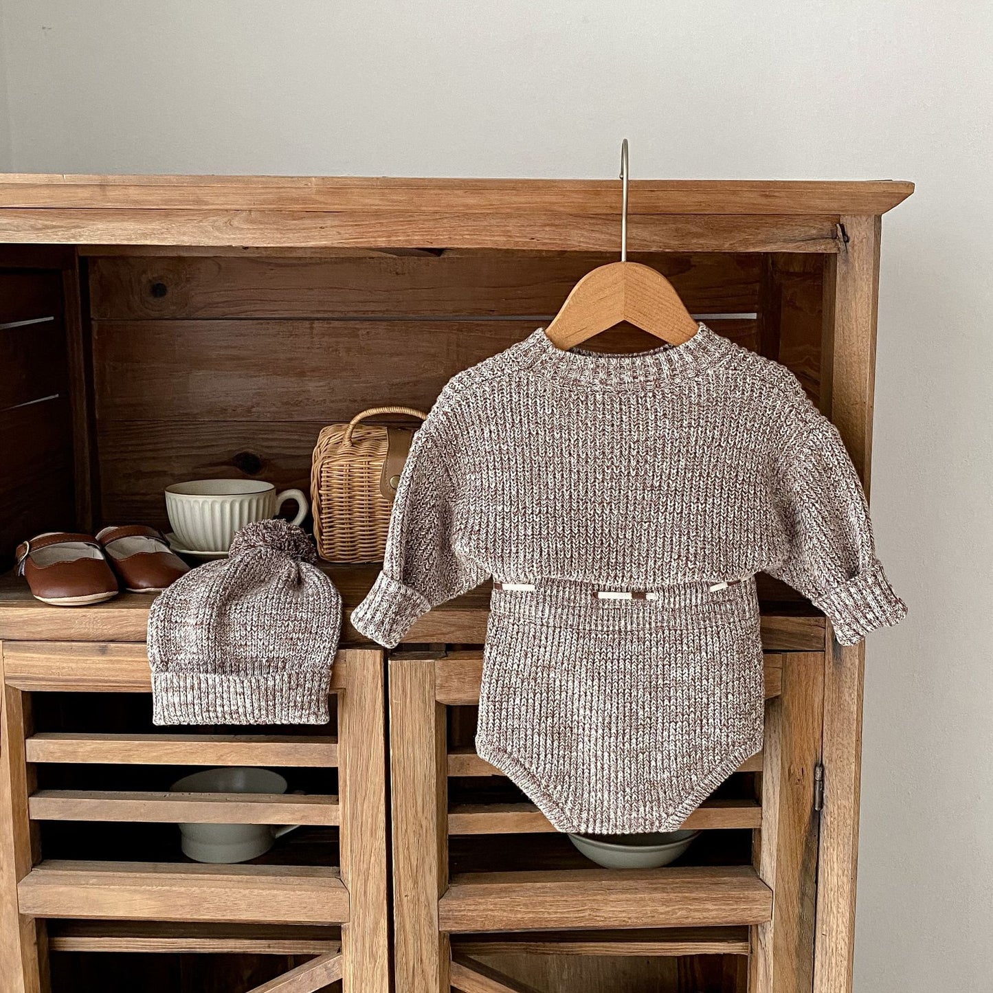3 Piece Knit Baby Pull over sweater with matching Baby bloomer and Beanie