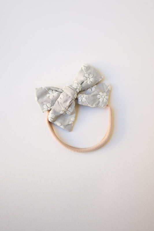Embroidered Flower Chain Baby Bow