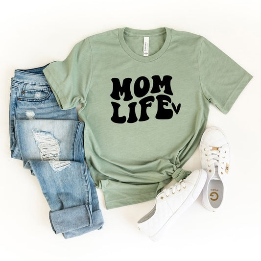 Mom Life Heart Wavy Short Sleeve Graphic Tee